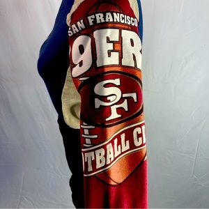 VINTAGE 00’s PRELOVED San Francisco 49ers Zip-Up Sweatshirt.